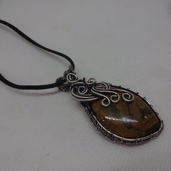 Artistic "MOSS AGATE" Handmade Silver Wire-Wrapped Pendant on a 18" Leather 966 - Picture 3 of 3
